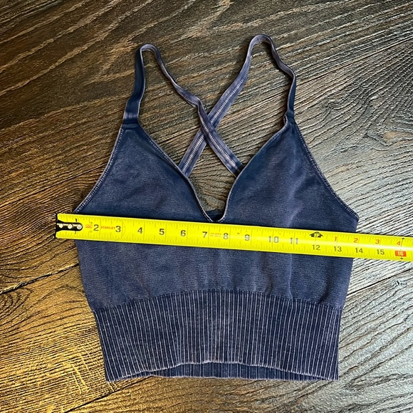 FP Movement Good Karma Crop - Picture 2 of 5